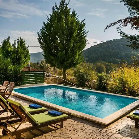 Vila Galinios Vasiliki