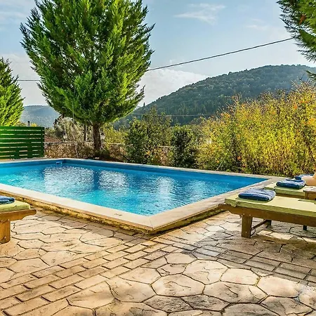 Galinios Villa *